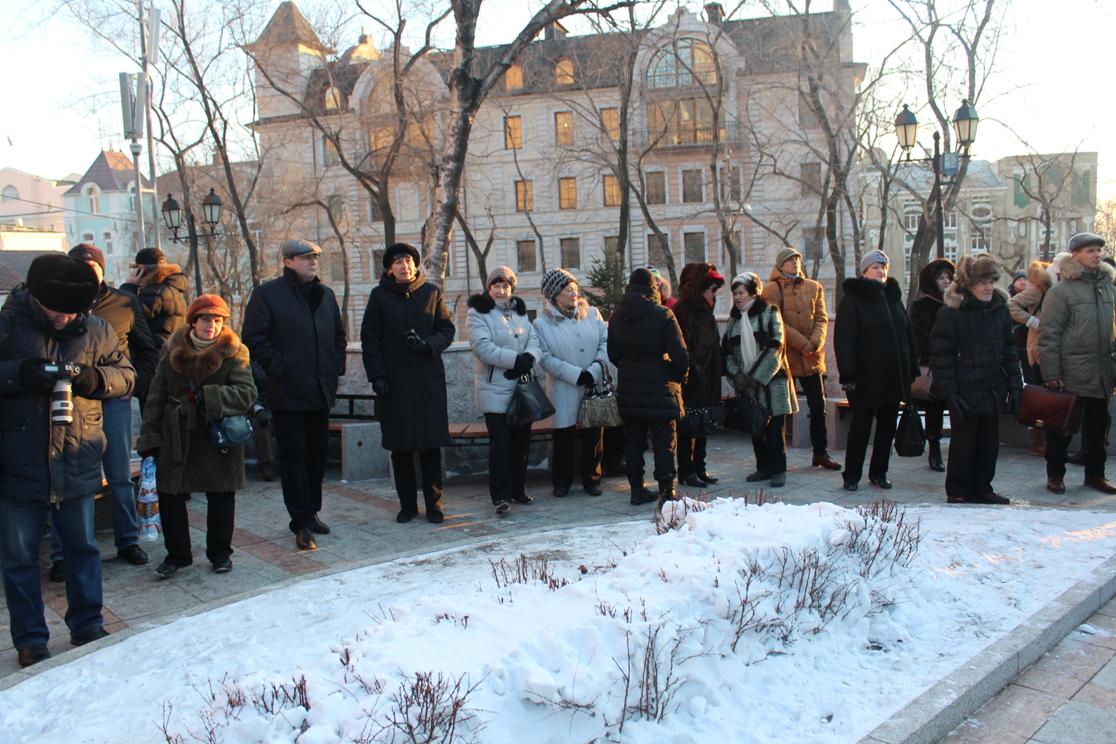 В сквере Владимира Высоцкого 2